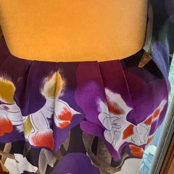 Tahari Purple Floral Sheath Dress Satin Polyester Blend, SZ 12, EUC - Picture 6 of 14